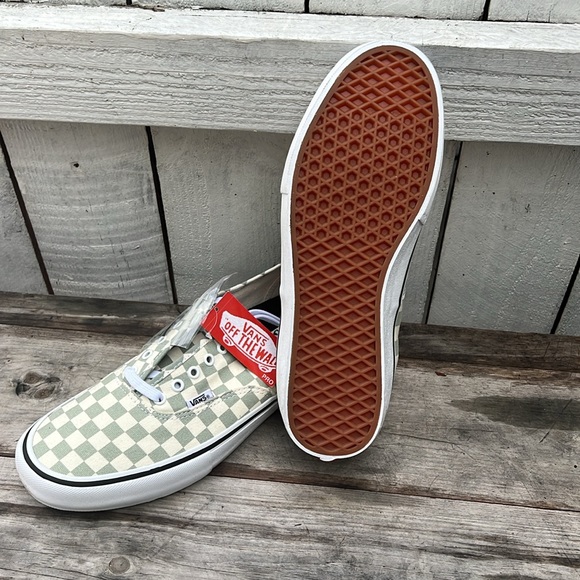 Checkerboard Desert Sag original style box little bit shoes are brand new - Picture 3 of 4